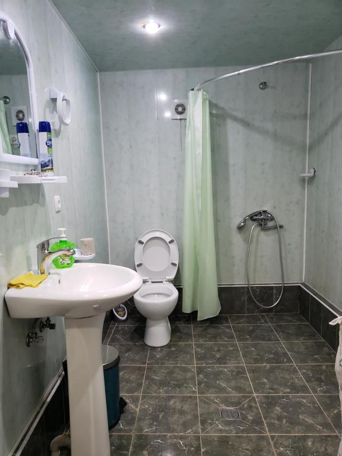 Guest House Nanu Mestia Bagian luar foto