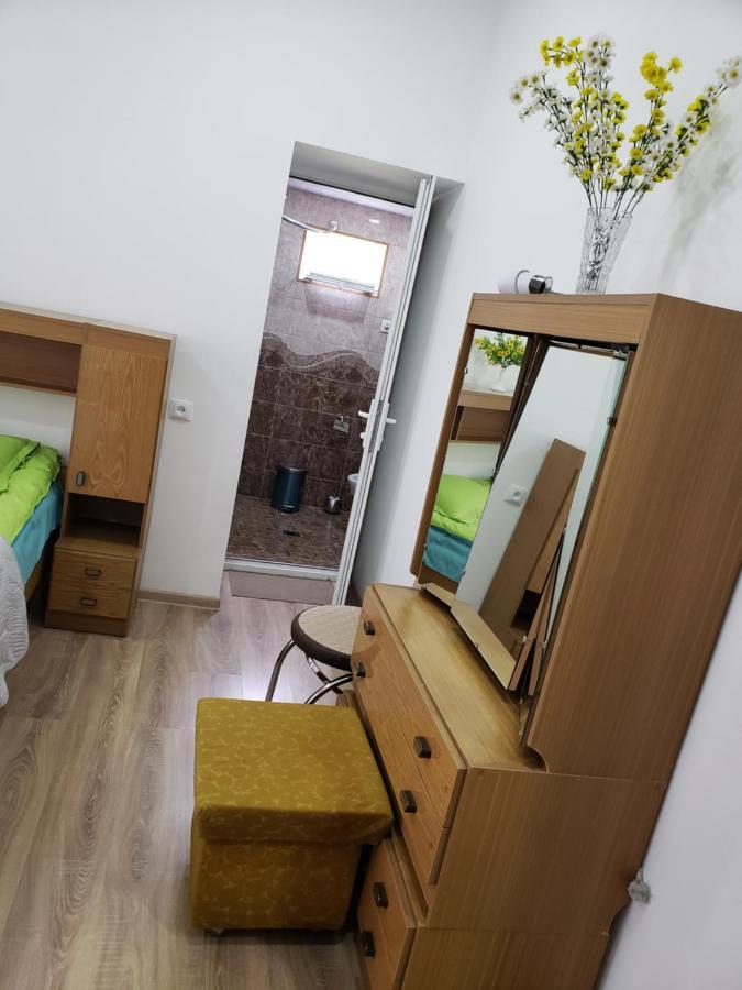 Guest House Nanu Mestia Bagian luar foto