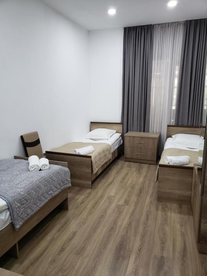 Guest House Nanu Mestia Bagian luar foto